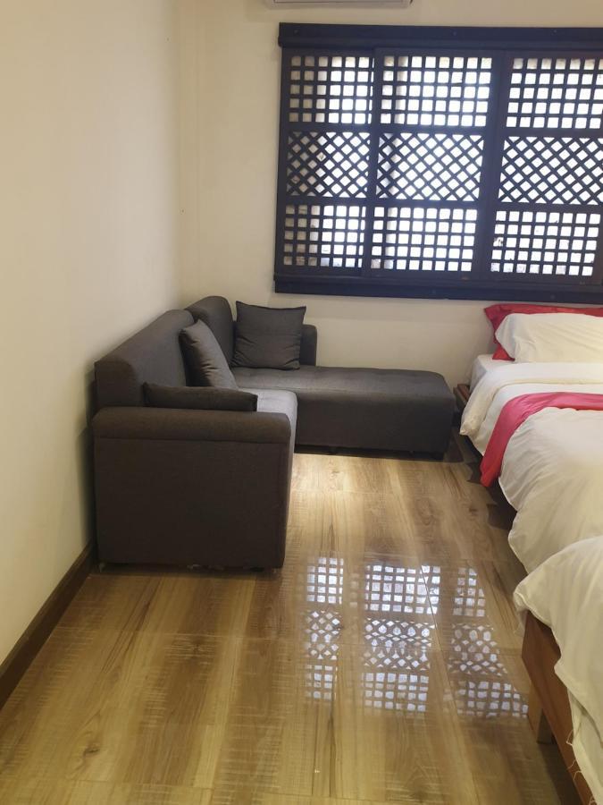Miley Lodging Restobar New Busuanga Extérieur photo