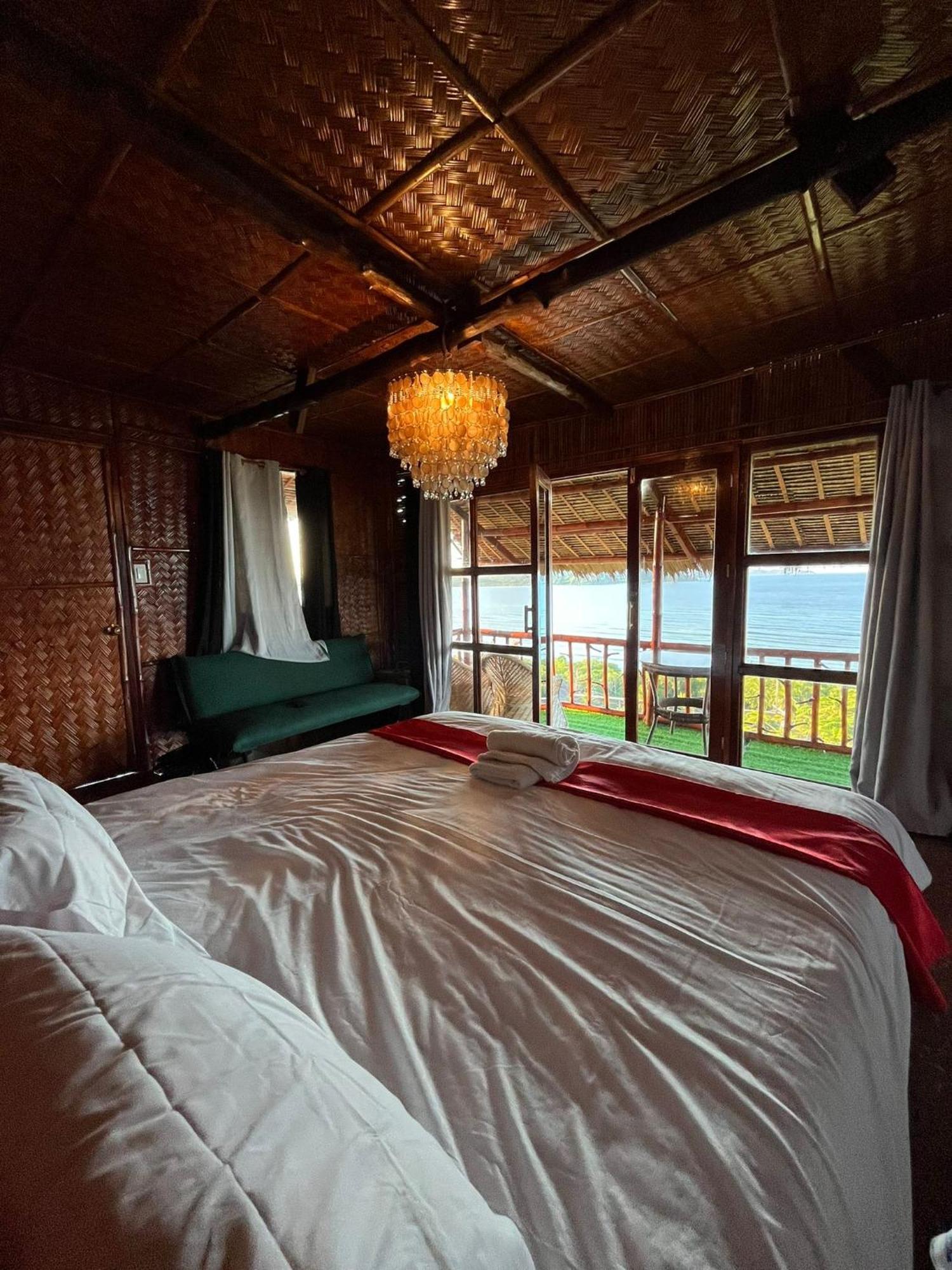 Miley Lodging Restobar New Busuanga Extérieur photo